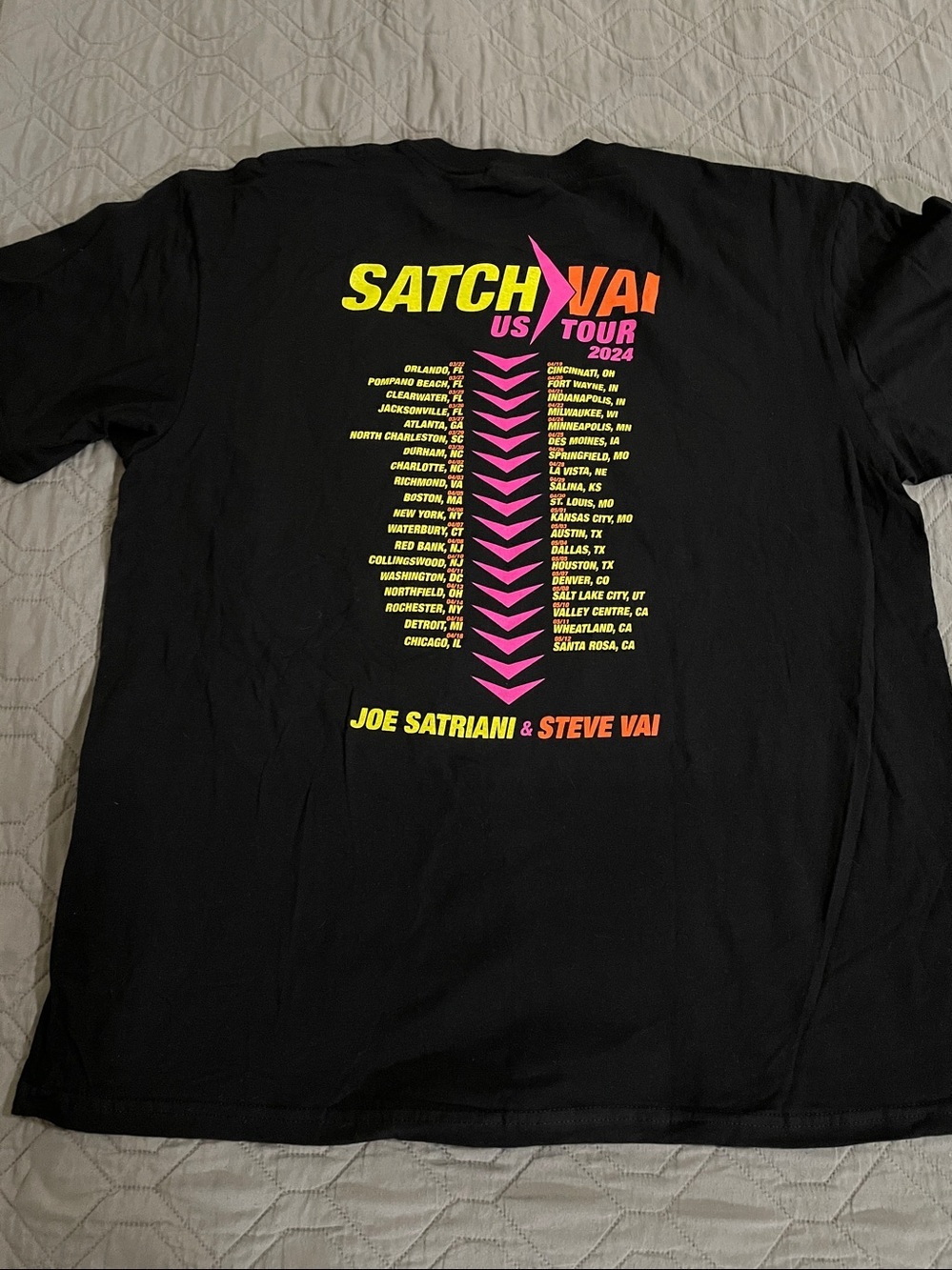 JOE SATRIANI AND STEVE VAI Tour Shirt Size XL - Picture 5 of 7